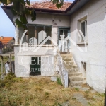 Къща в с. Овчарци, Област Кюстендил - 146 кв.м за 386 €/кв.м - Снимка #1