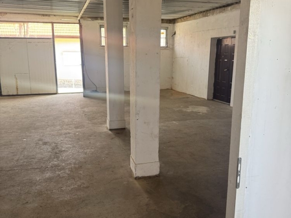 Дава се под наем Промишлена сграда в Перник, Ладовица - 110 кв.м за 438.6 € - Снимка #1