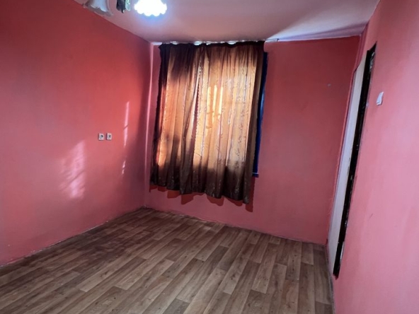 Къща в с. Литаково, Област София-област - 1090 кв.м за 31 €/кв.м - Снимка #1