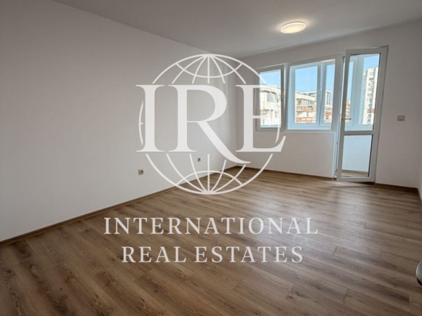 Тристаен апартамент в Варна, Възраждане 1 - 60 кв.м за 1274 €/кв.м - Снимка #1