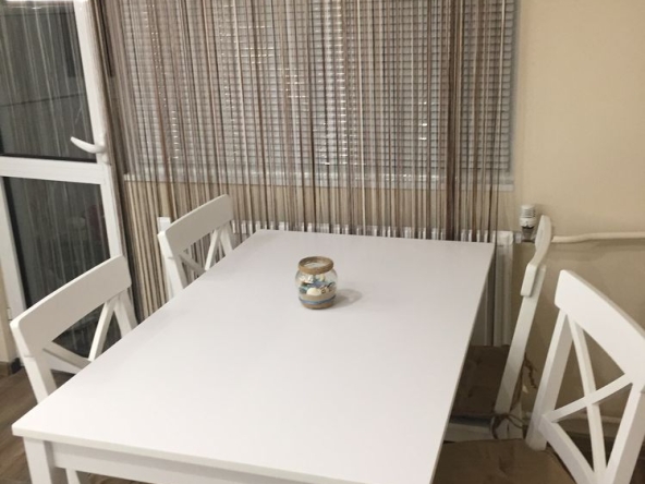 Дава се под наем Двустаен апартамент в Плевен, Идеален център - 45 кв.м за 348.84 € - Снимка #1