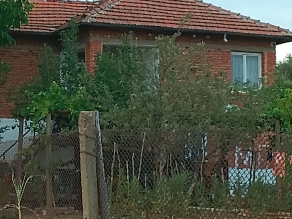 Къща в с. Срем, Област Хасково - 80 кв.м за 319 €/кв.м - Снимка #1