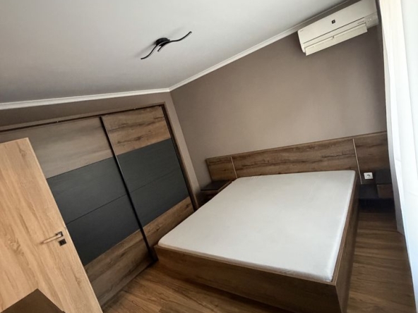 Дава се под наем Двустаен апартамент в София, Лозенец - 40 кв.м за 648.21 € - Снимка #1