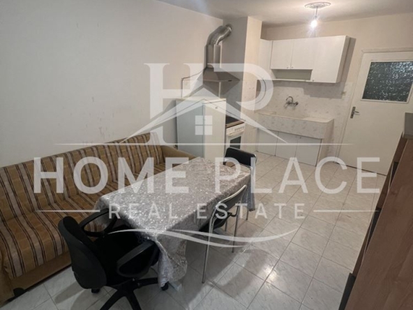Дава се под наем Двустаен апартамент в Варна, ХЕИ - 75 кв.м за 278.97 € - Снимка #1