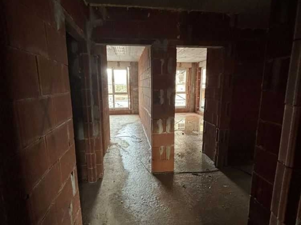 Тристаен апартамент в София, Дървеница - 99 кв.м за 1288 €/кв.м - Снимка #1