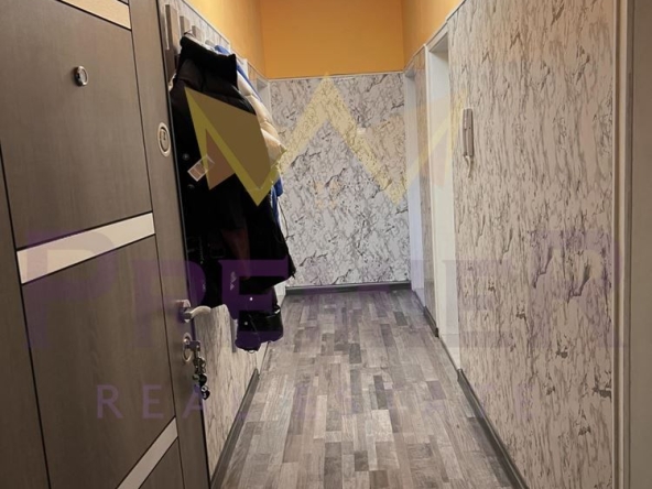 Тристаен апартамент в Варна, Окръжна болница - 89 кв.м за 1404 €/кв.м - Снимка #1