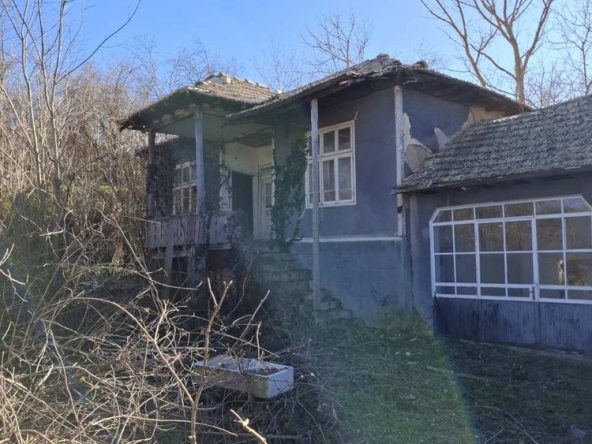 Къща в с. Могила, Област Шумен - 98 кв.м за 141 €/кв.м - Снимка #1