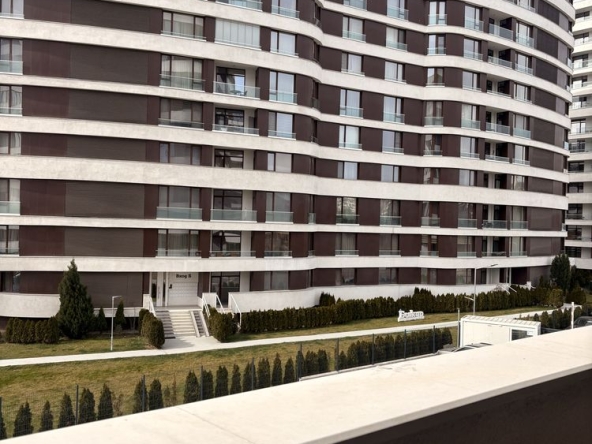 Дава се под наем Двустаен апартамент в Варна, Трошево - 65 кв.м за 498.27 € - Снимка #1