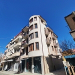 Тристаен апартамент в Поморие - 118 кв.м за 756 €/кв.м - Снимка #1