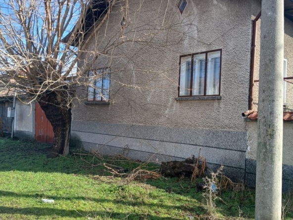 Къща в с. Ковачево, Област Пазарджик - 120 кв.м за 298 €/кв.м - Снимка #1