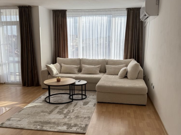 Тристаен апартамент в Хасково, Училищни - 105 кв.м за 792 €/кв.м - Снимка #1