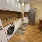 Дава се под наем Двустаен апартамент в Варна, Левски - 604 кв.м за 378.93 € - Снимка #1