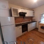 Дава се под наем Тристаен апартамент в Варна, Център - 80 кв.м за 398.82 € - Снимка #1