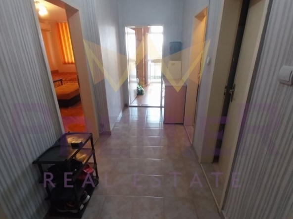 Тристаен апартамент в Девня - 79 кв.м за 420 €/кв.м - Снимка #1