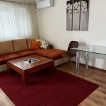 Дава се под наем Двустаен апартамент в Карлово - 60 кв.м за 348.84 € - Снимка #1