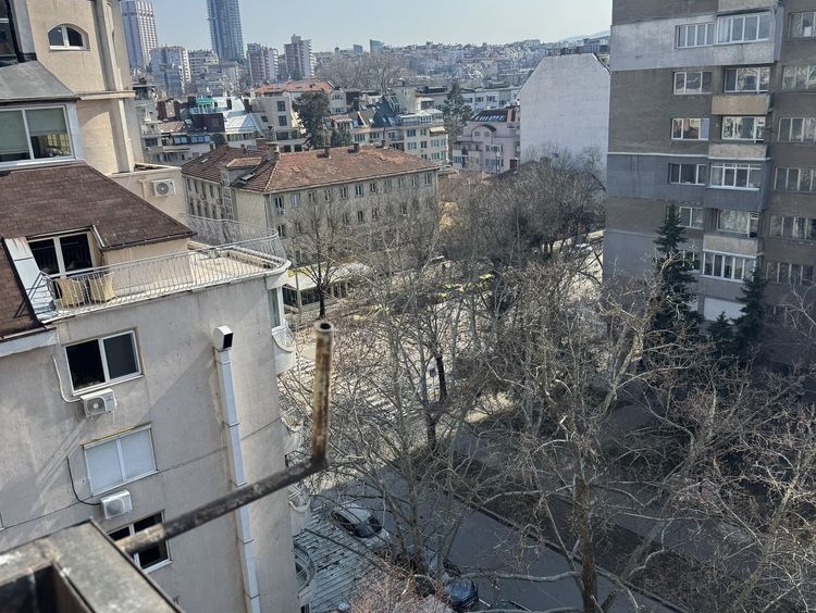 Двустаен апартамент в София, Иван Вазов - 49 кв.м за 2550 €/кв.м - Снимка #1