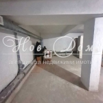 Дава се под наем Гараж / Паркомясто в Варна, Погреби - 24 кв.м за 37903.71 € - Снимка #1