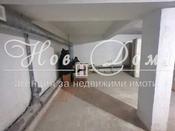 Дава се под наем Гараж / Паркомясто в Варна, Погреби - 24 кв.м за 37903.71 € - Снимка #1