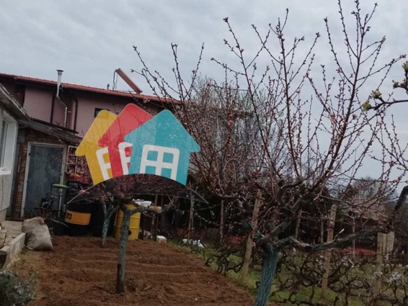 Къща в Варна, м-т Боровец - юг - 60 кв.м за 1011 €/кв.м - Снимка #1