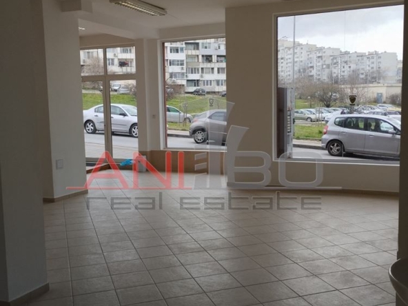 Дава се под наем Офис в Варна, Владислав Варненчик - 125 кв.м за 1196.97 € - Снимка #1