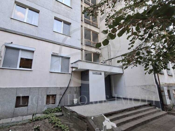 Тристаен апартамент в Пловдив, Кючук Париж - 86 кв.м за 817 €/кв.м - Снимка #1