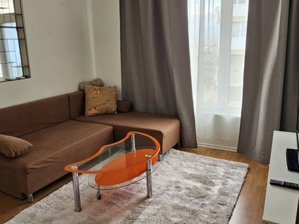 Дава се под наем Двустаен апартамент в Благоевград, Струмско - 58 кв.м за 298.86 € - Снимка #1