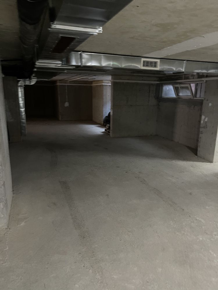 Дава се под наем Гараж / Паркомясто в Приморско - 25 кв.м за 49.47 € - Снимка #1