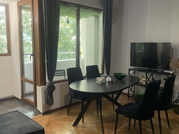 Дава се под наем Тристаен апартамент в Пловдив, Гагарин - 70 кв.м за 598.23 € - Снимка #1