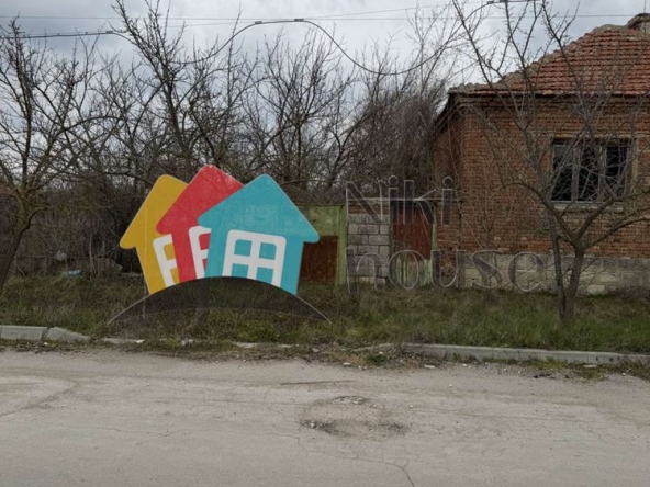 Къща в с. Царевци, Област Варна - 60 кв.м за 340 €/кв.м - Снимка #1