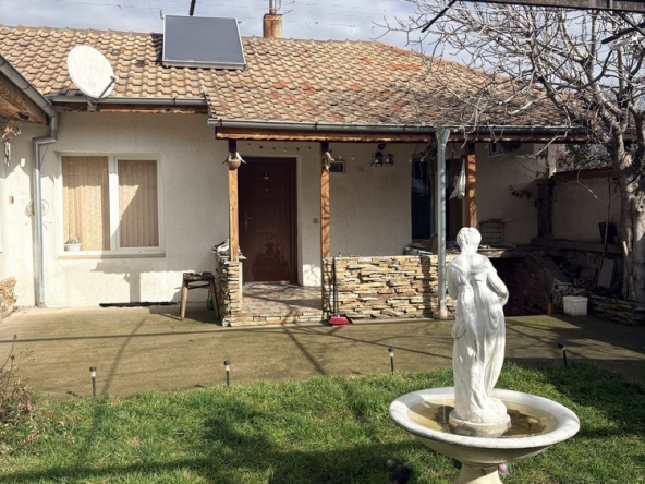 Къща в Казанлък - 146 кв.м за 674 €/кв.м - Снимка #1