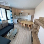 Дава се под наем Тристаен апартамент в Варна, Център - 80 кв.м за 398.82 € - Снимка #1