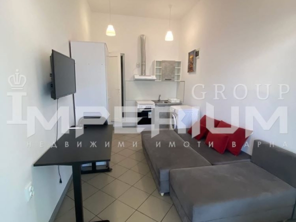 Дава се под наем Едностаен апартамент в Варна, Погреби - 35 кв.м за 309.06 € - Снимка #1