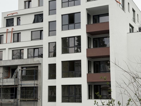 Тристаен апартамент в Стара Загора, Аязмото - 96 кв.м за 755 €/кв.м - Снимка #1