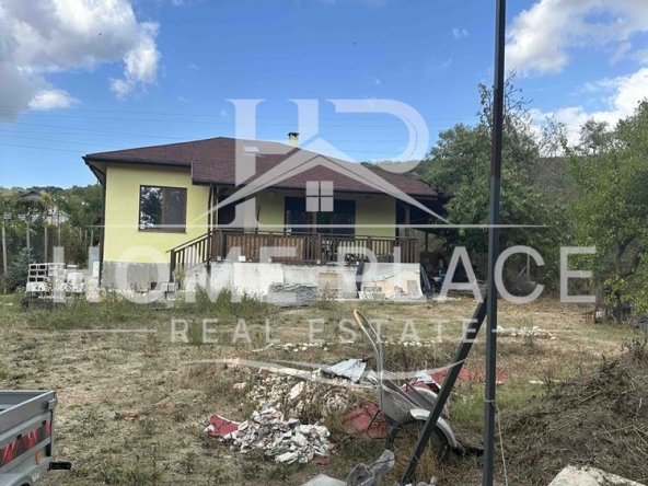 Къща в с. Слънчево, Област Варна - 119 кв.м за 879 €/кв.м - Снимка #1