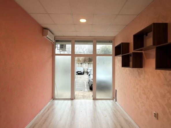 Дава се под наем Магазин в София, Овча купел 1 - 28 кв.м за 548.25 € - Снимка #1