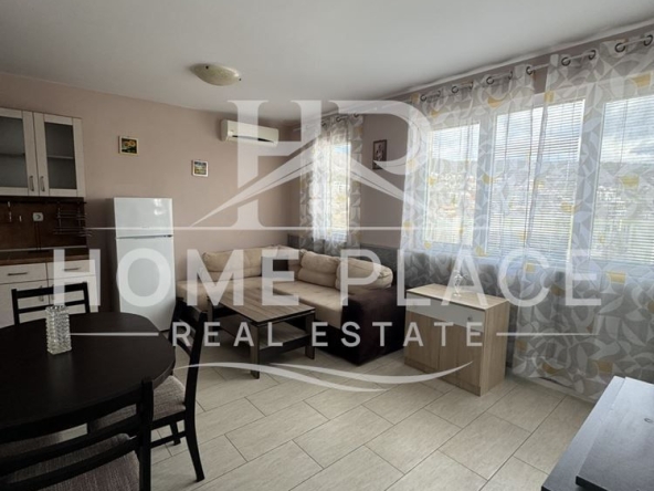 Дава се под наем Двустаен апартамент в Варна, Левски - 50 кв.м за 448.8 € - Снимка #1