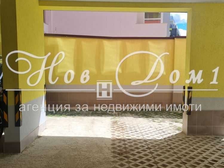 Гараж / Паркомясто в Варна, Левски - 14 кв.м за 911 €/кв.м - Снимка #1
