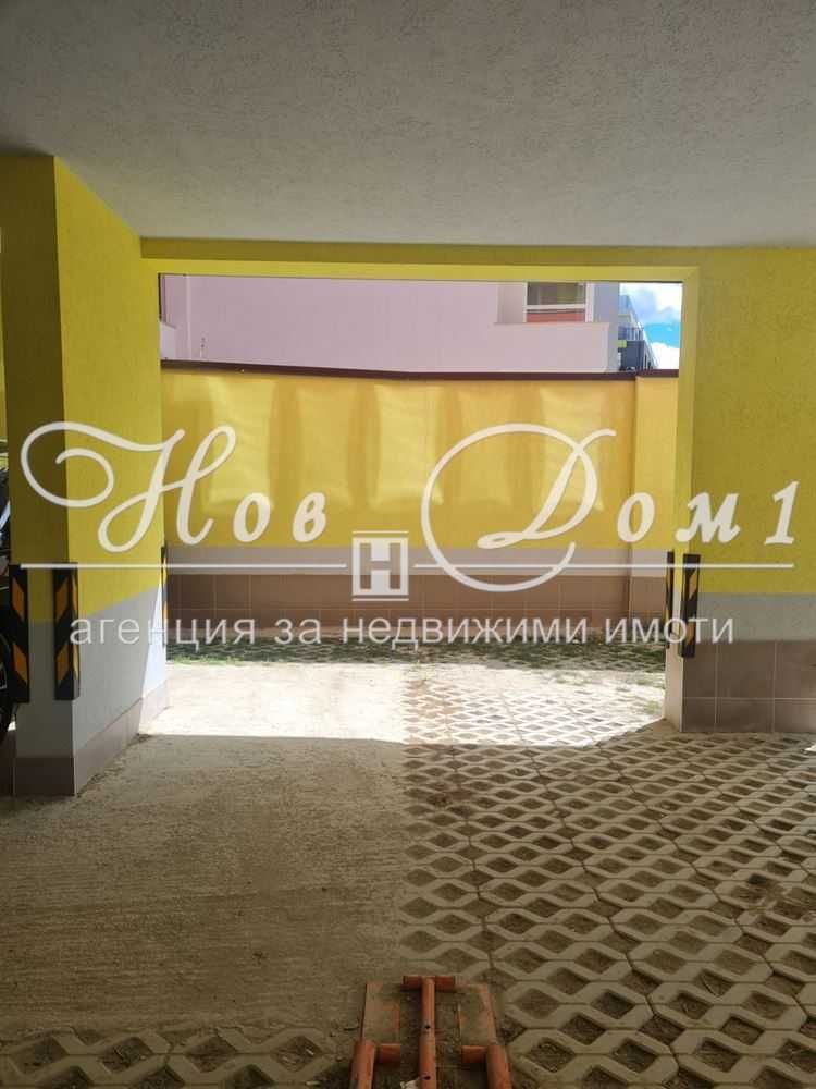 Гараж / Паркомясто в Варна, Левски - 14 кв.м за 911 €/кв.м - Снимка #1