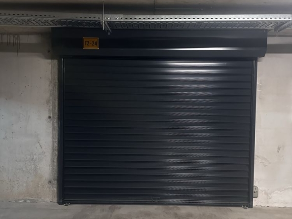 Дава се под наем Гараж / Паркомясто в София, Гоце Делчев - 15 кв.м за 129.54 € - Снимка #1