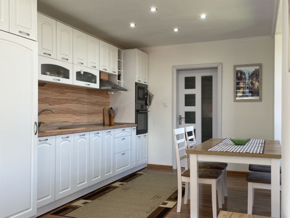 Многостаен апартамент в Кубрат - 145 кв.м за 457 €/кв.м - Снимка #1