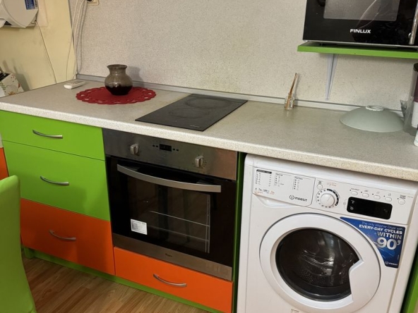 Дава се под наем Двустаен апартамент в Плевен, Дружба 1 - 35 кв.м за 178.5 € - Снимка #1