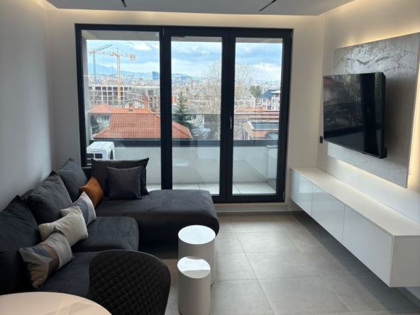 Дава се под наем Двустаен апартамент в София, Хладилника - 65 кв.м за 797.64 € - Снимка #1