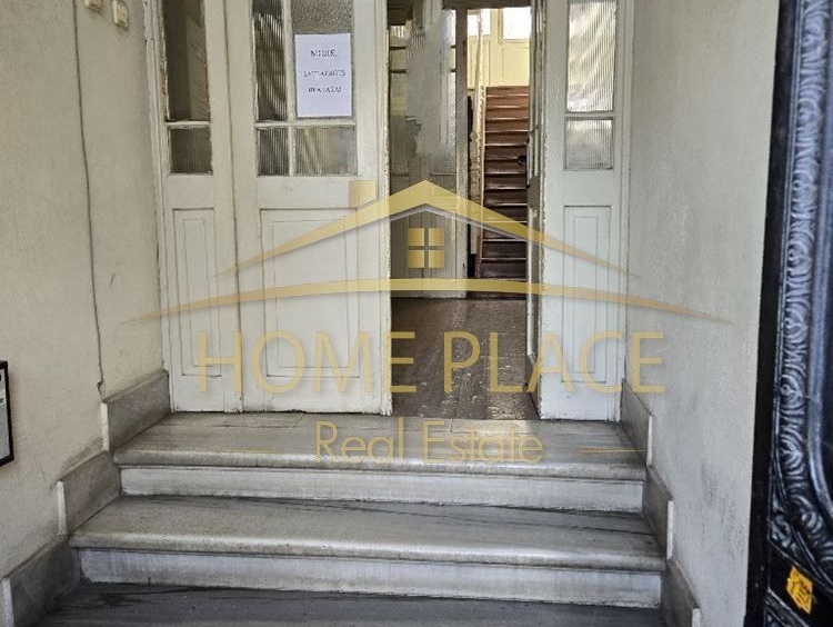 Етаж от къща в Варна, Център - 150 кв.м за 2108 €/кв.м - Снимка #1