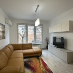 Дава се под наем Двустаен апартамент в София, Оборище - 60 кв.м за 1097.01 € - Снимка #1