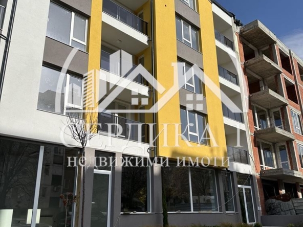 Тристаен апартамент в Благоевград, Еленово 1 - 92 кв.м за 526 €/кв.м - Снимка #1
