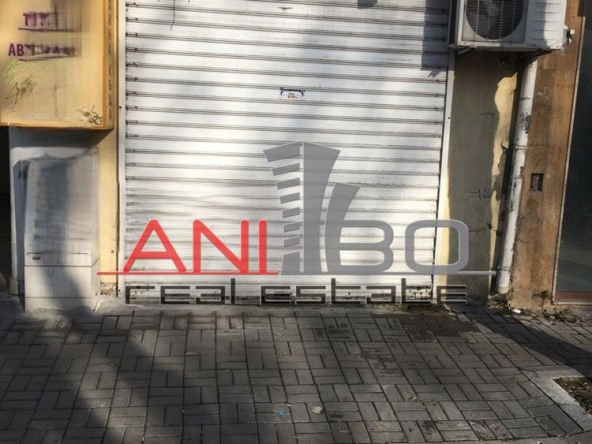 Дава се под наем Магазин в Варна, Гръцка махала - 20 кв.м за 306 € - Снимка #1