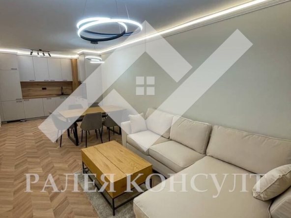 Двустаен апартамент в Пловдив, Кючук Париж - 74 кв.м за 965 €/кв.м - Снимка #1