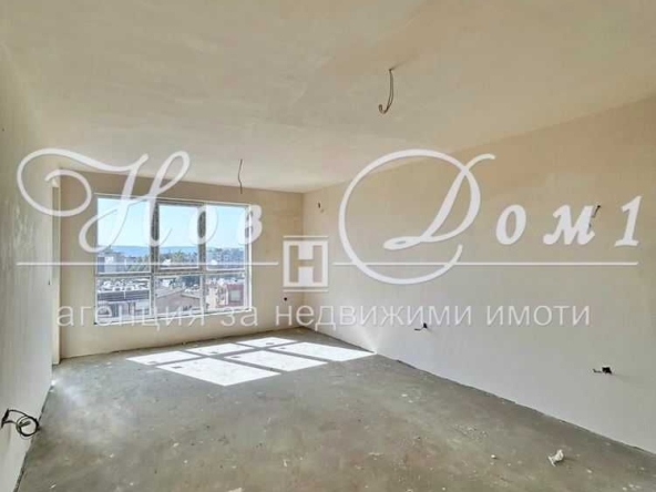 Двустаен апартамент в Варна, Кайсиева градина - 65 кв.м за 1377 €/кв.м - Снимка #1