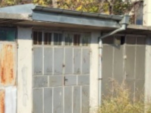 Дава се под наем Гараж / Паркомясто в Русе, Здравец - 25 кв.м за 61.2 € - Снимка #1