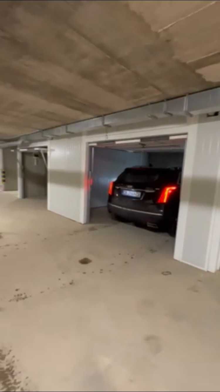 Гараж / Паркомясто в София, Малинова долина - 18 кв.м за 963 €/кв.м - Снимка #1